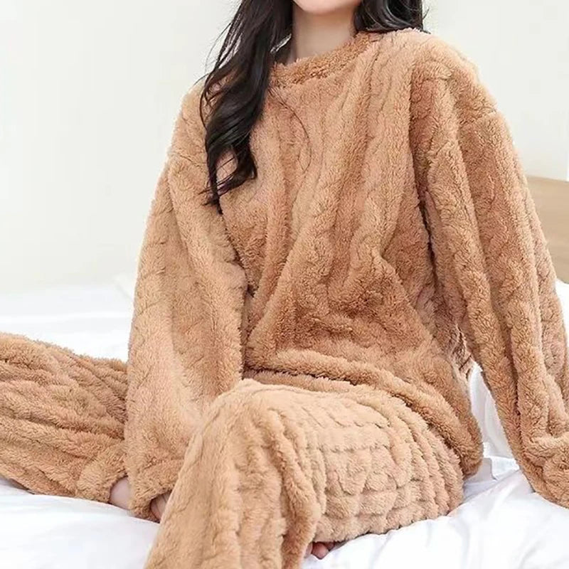 Women's Velvet Ribbed Fleece Pajama Set