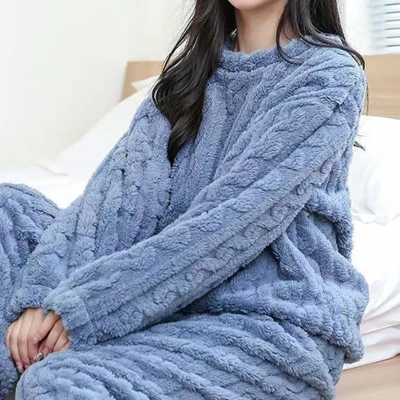 Women's Velvet Ribbed Fleece Pajama Set